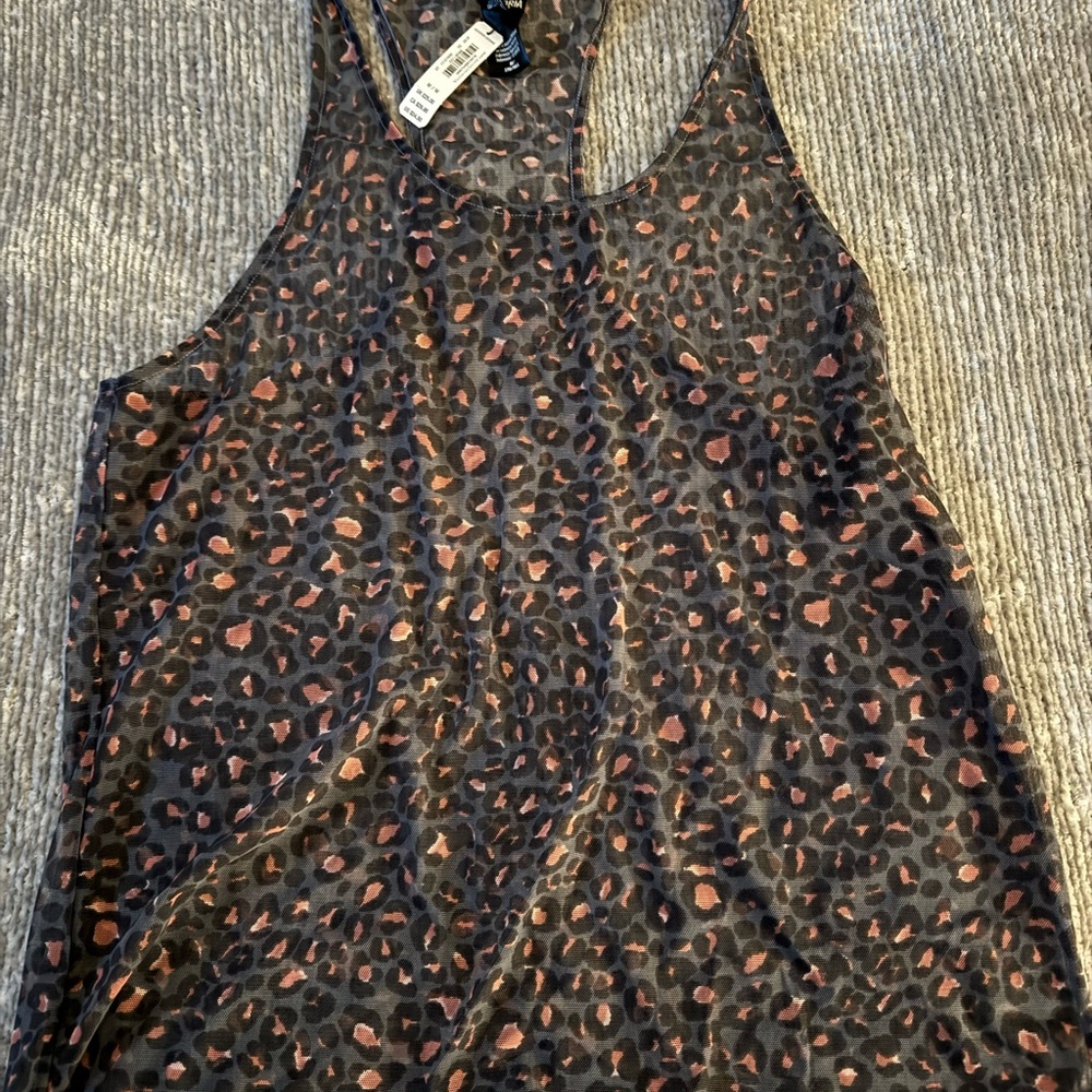 Victoria's Secret Pink and Gray Leopard Print work out sheer tank - Picture 4 of 6